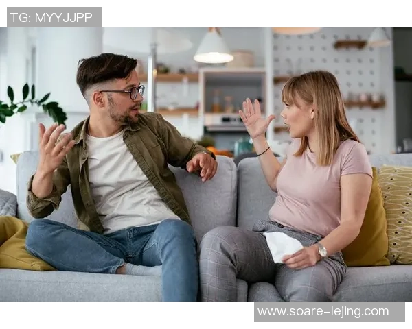 杨瀚森情侣合影遭网暴，173女友工作揭露，1237条谈论很炽热